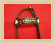 Headstall with diamond spots, Buckle adjustment on pole fancy Conchos