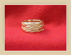 Gold Goucho Ring Knot