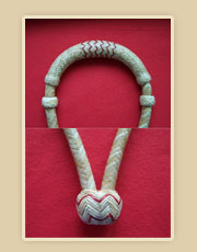 1/2 inch rawhide bosal with color string